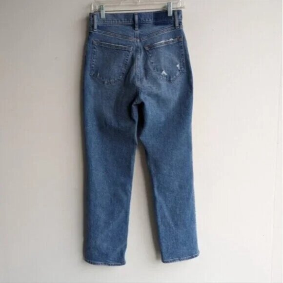 Abercrombie 90s Straight Ultra High Rise Jeans with Criss Cross Waistband - Picture 5 of 7